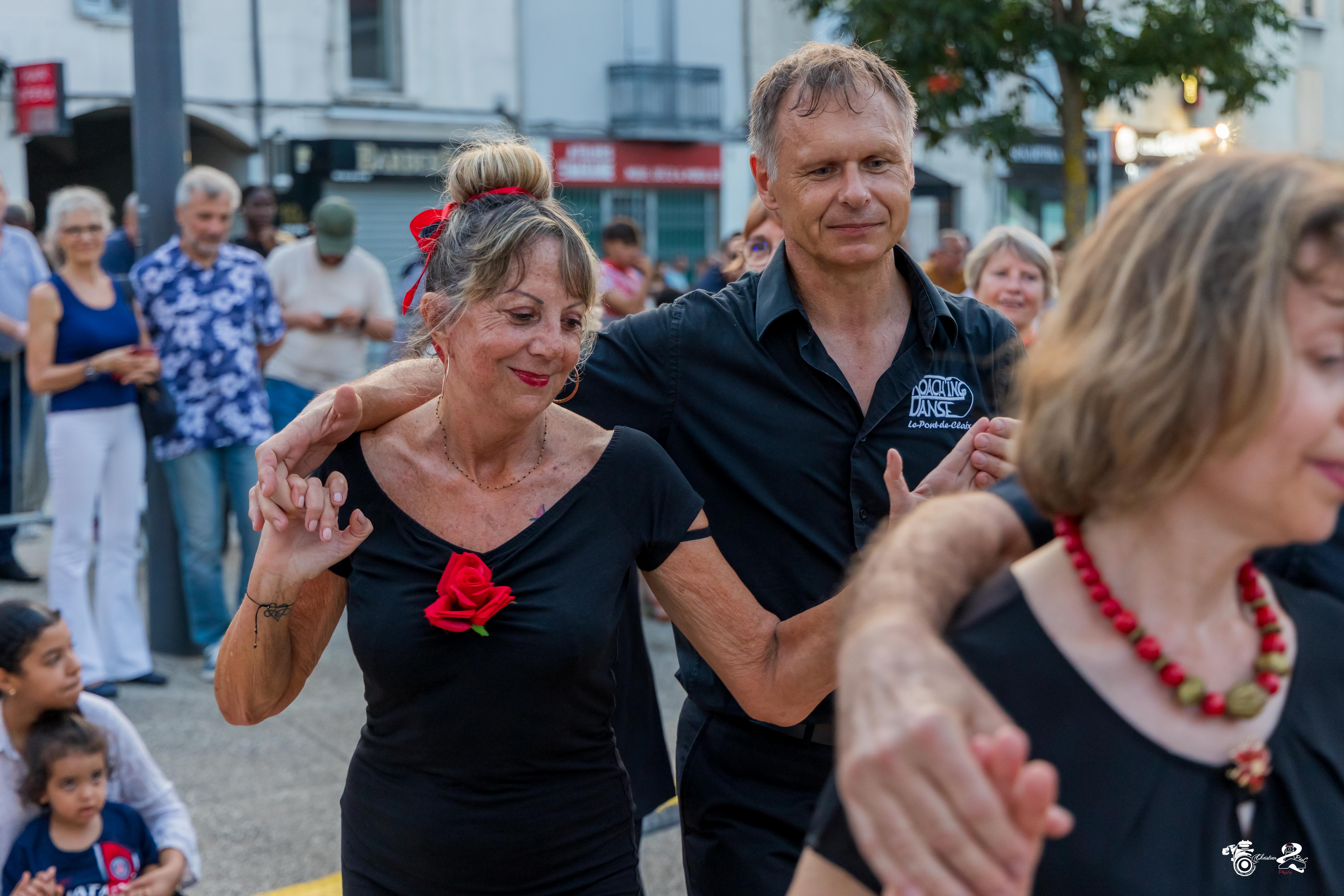 Koach&#039;Ing danse