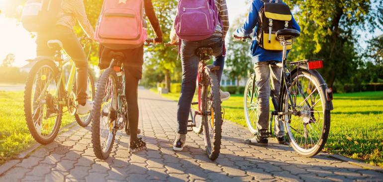 groupe ados à vélo