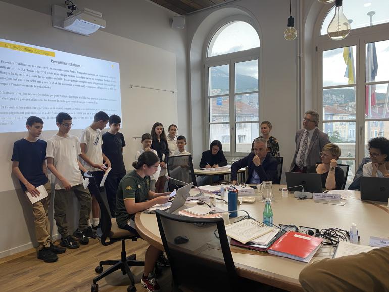 Les jeunes de la Convention citoyenne pour le climat présentent leur propositions