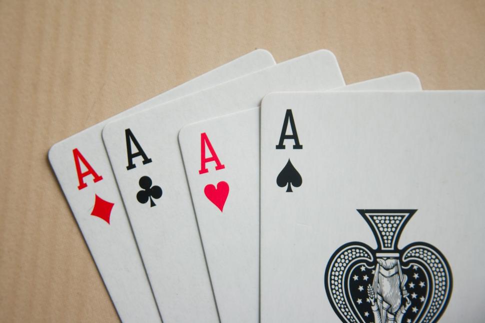 Tournoi de poker associatif