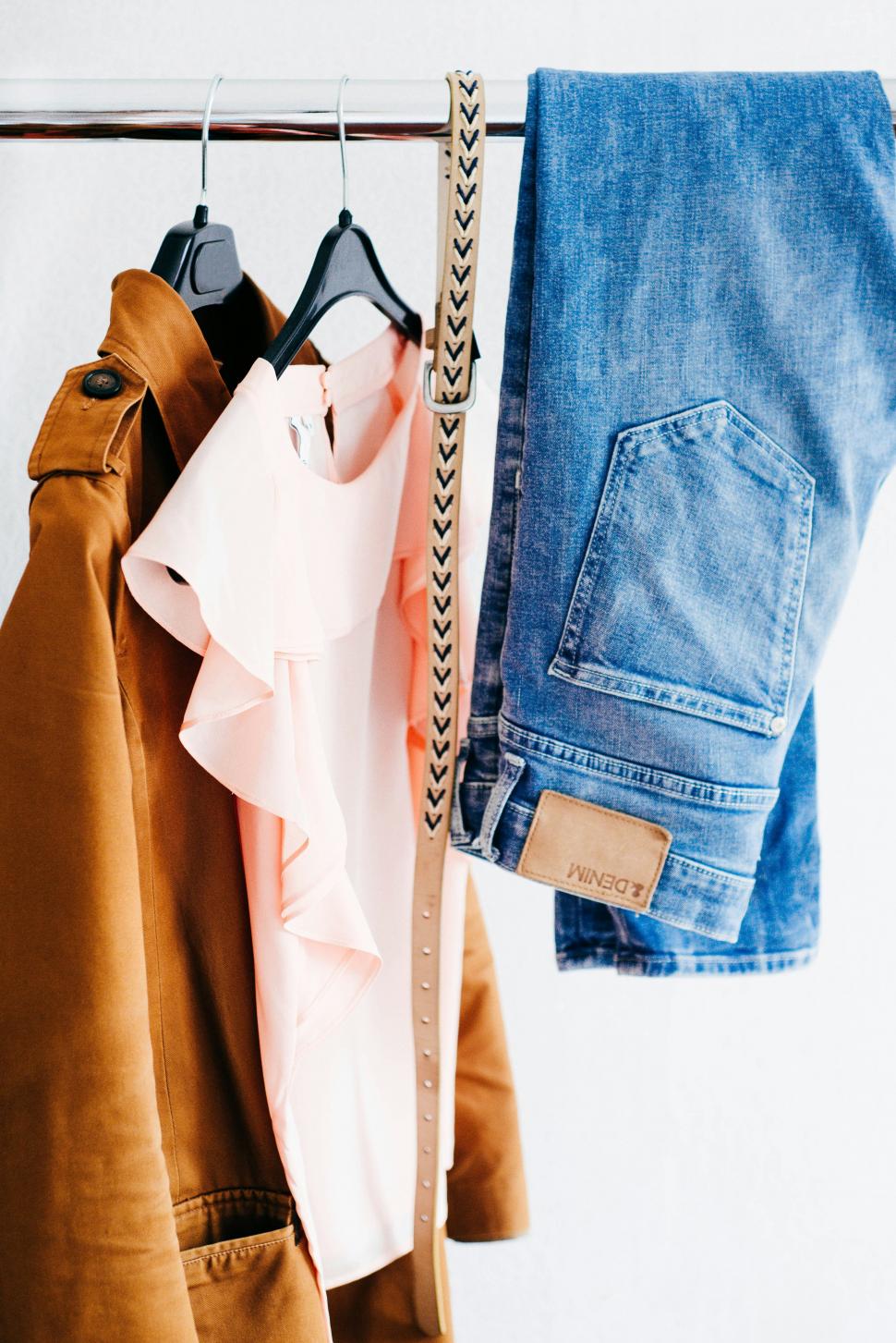 Vide-dressing de la Passerelle des âges