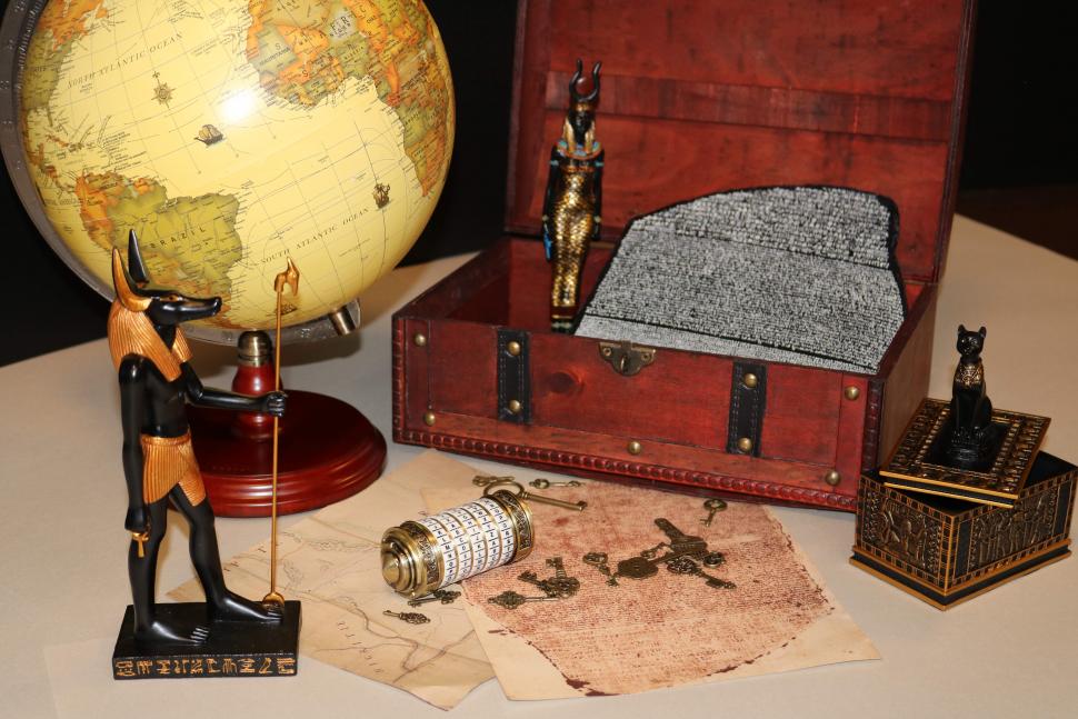 Escape game : mystère chez Champollion